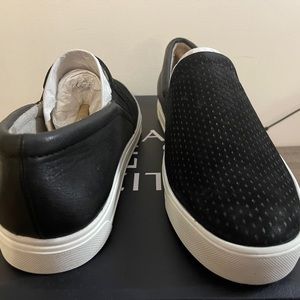 Naturalizer Aileen Black Leather Slip-on | Size 10W Women’s | NWT